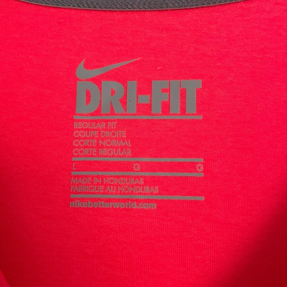Nike Dri-Fit T-Shirt NWOT - Picture 3 of 4